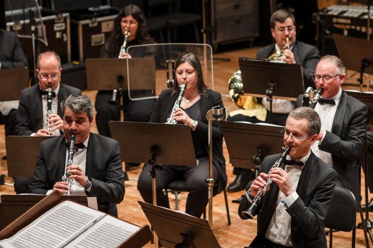 DESFRUTANDO COS NOSOS MAIORES