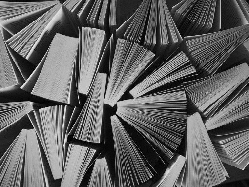 CLUBE DE LEITURA DE LAGOS “RUPTURAS CONFLUENTES: AS IDENTIDADES COMO ALTERIDADES”, com José Pimentel Teixeira e Sérgio Raimundo