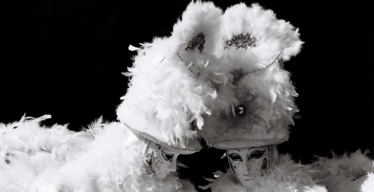 Exposição 'Carnavale di Venezia' de Joaquim Pimenta