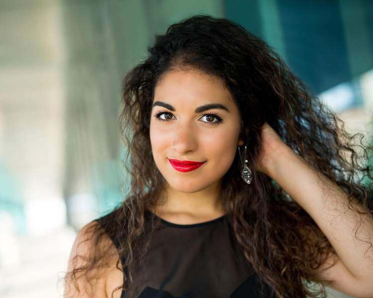 Sophia Burgos & Daniel Arkadij Gerzenberg