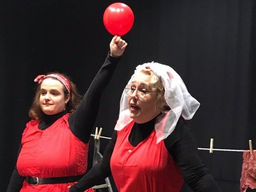 CONFISSÕES DE ESTENDAL, por Carla Moreira e Joana Espiñal (Poetas do Avesso)