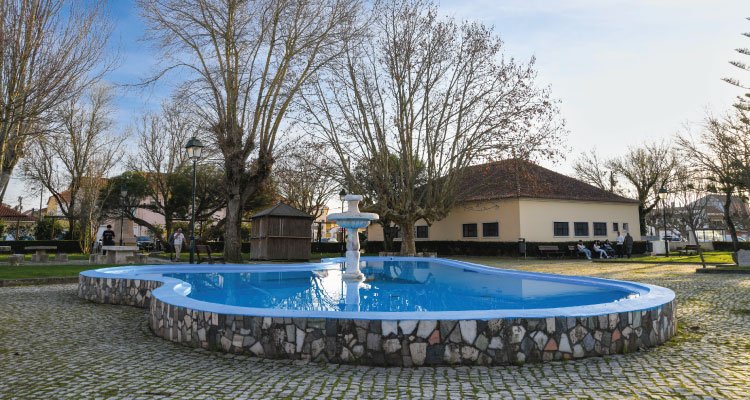 Apresentação da Requalificação do Espaço Público do Largo e Jardim do Rossio em Montelavar