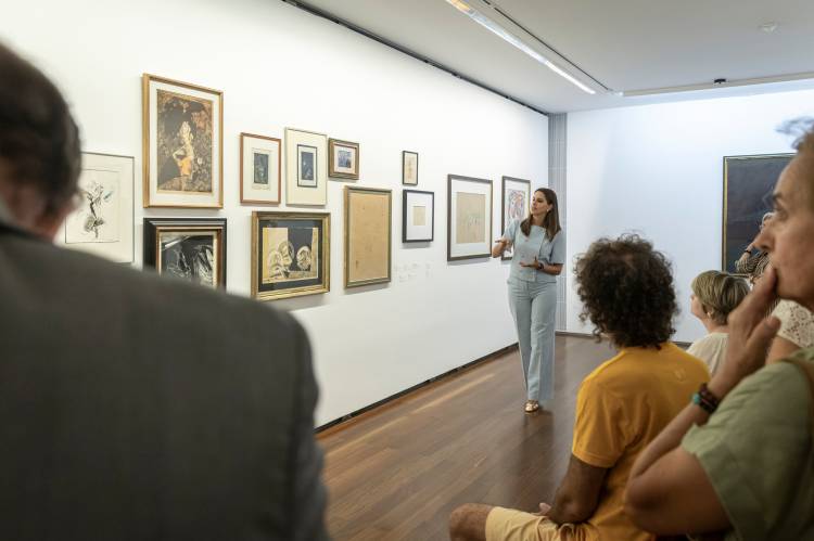 VISITA GUIADA À EXPOSÇÃO 'Surrealismo: um salto no vazio' com a curadora Marlene Oliveira