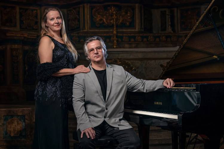 Música nas Igrejas | Duo Cantabile (Canto e Piano)