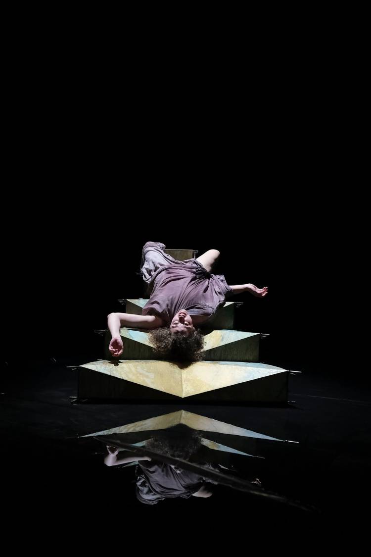 Vaga Luz UM COLETIVO (Comemorar Teatro 2026)