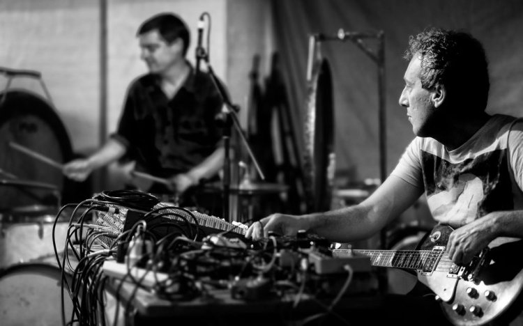 Super Ballet: Oren Ambarchi & Will Guthrie ⟡ Garoa ⟡ ZDB