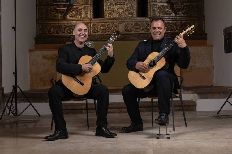 Música nas Igrejas | Fortíssimo Guitar Duo – (Fernando Ponte & Josué Nunes)