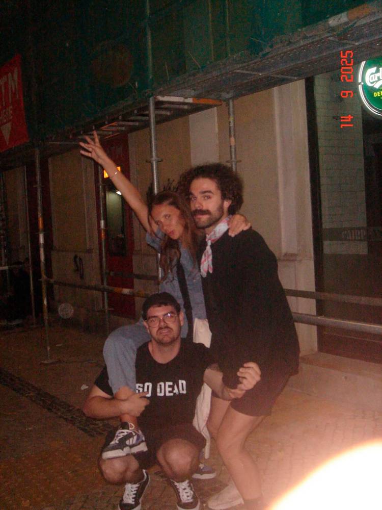 Matinée - French Girls