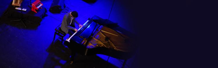 ANÁBASIS – TIENDAS DE NOSTALGIA