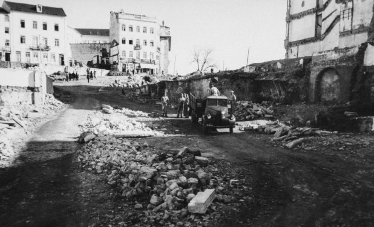 DOC.Coimbra: Salatinas. Histórias da Velha Alta de Coimbra