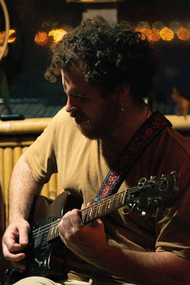 Jam Session Hosted by Hugo Ferreira
