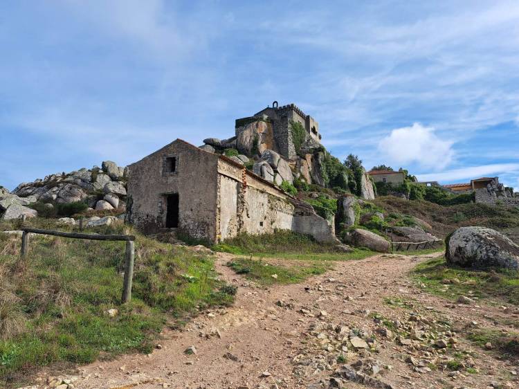Caminhando em Bosques da Malveira