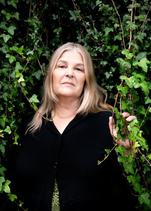 Lena D'Água apresenta Tropical Glaciar