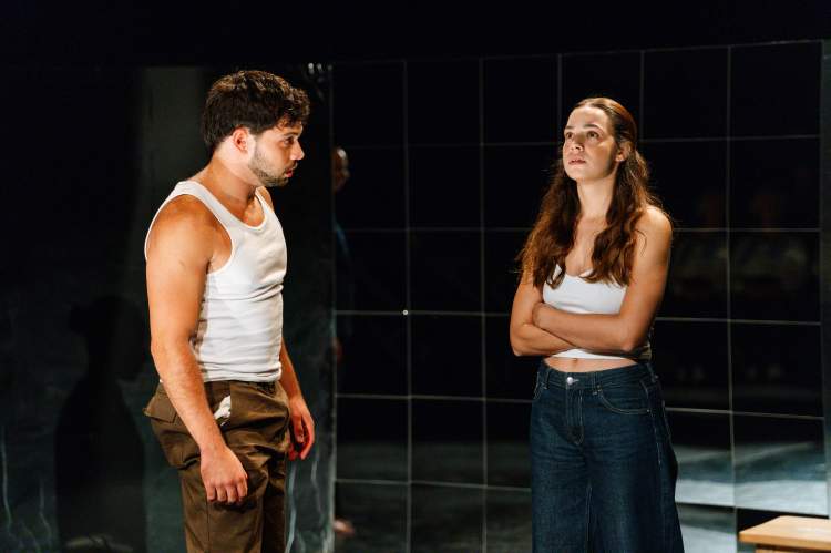 Berçário – Programa de Apoio à Criação Teatral