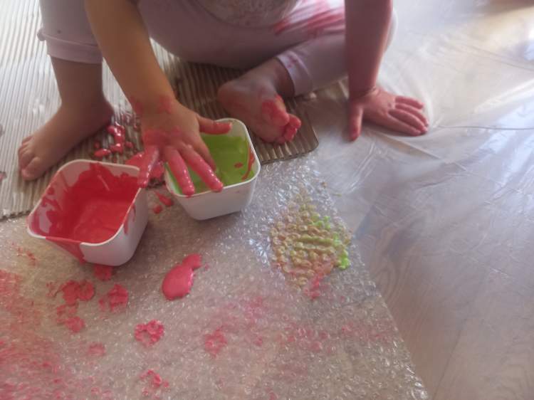 Projeto Curumim - 'Primeiras Expressões - Cores'