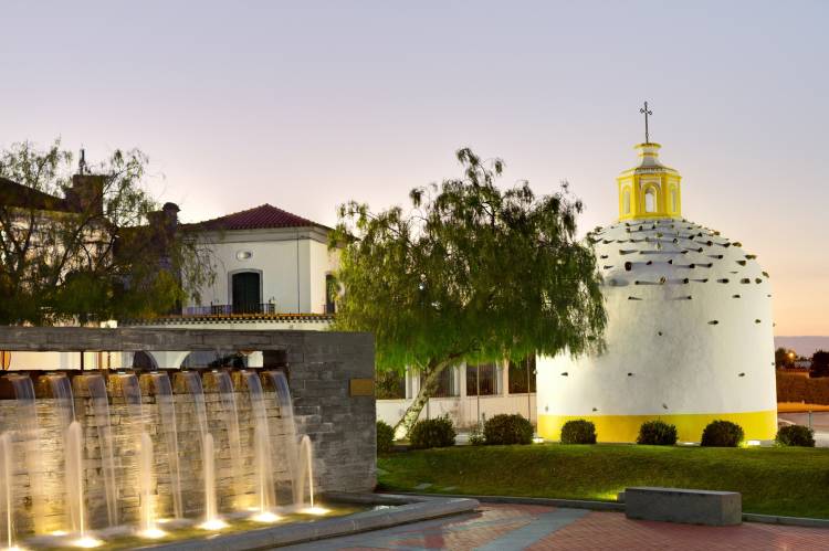 Dos Pedreirinhos a São Pedro: Histórias da Vila de Ferreira do Alentejo