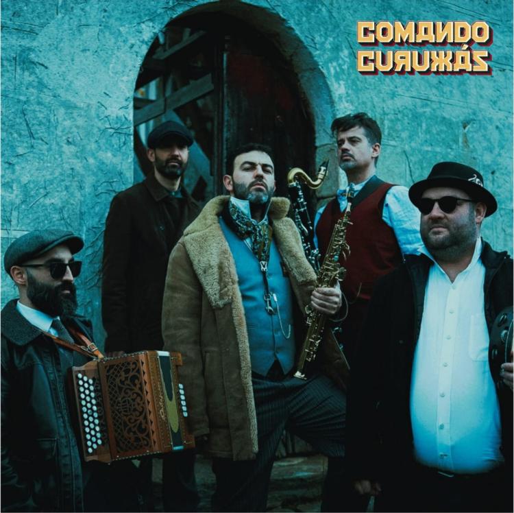 Acción Musicada - Comando Curuxás