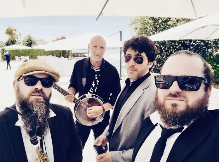 St James Dixie Band ao vivo - St James Dixie Band