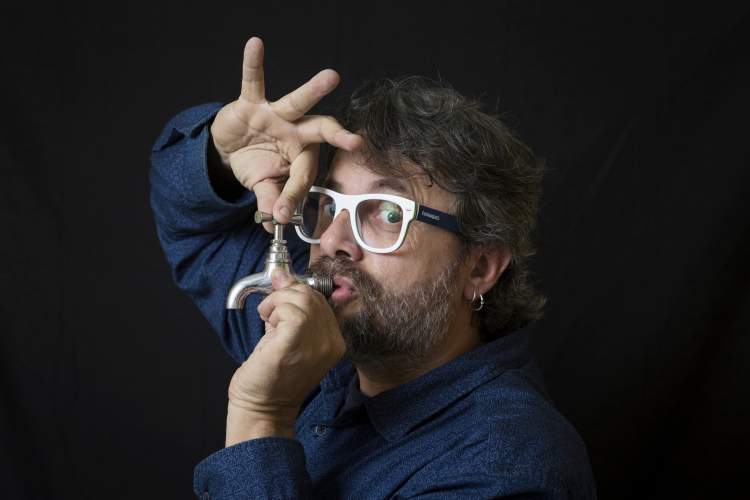 TUBOS DO MUNDO - XAVI BUFA