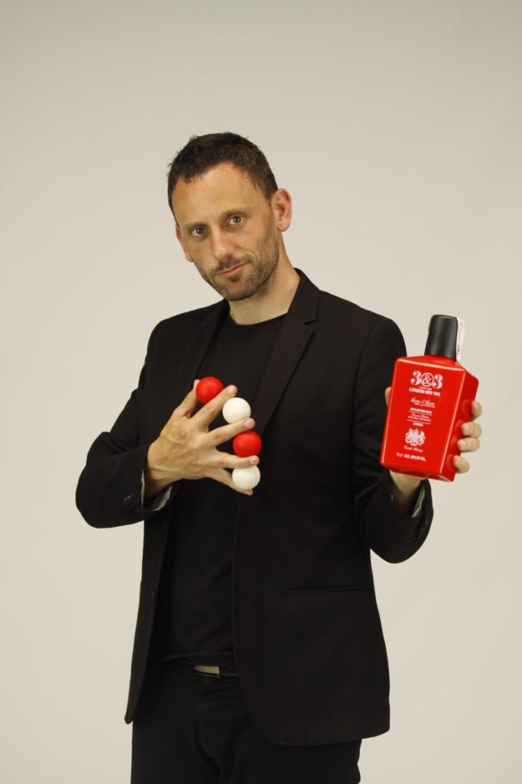 FÁBRICA DE IMPOSIBLES - MAGO ROMÁN
