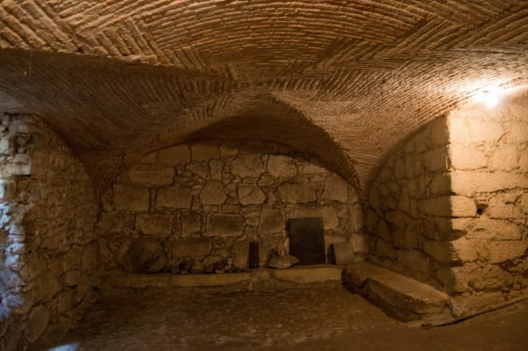 Histórias das Catacumbas do Porto (C/ visita Catacumbas Igreja Taipas e Igreja São Francisco)