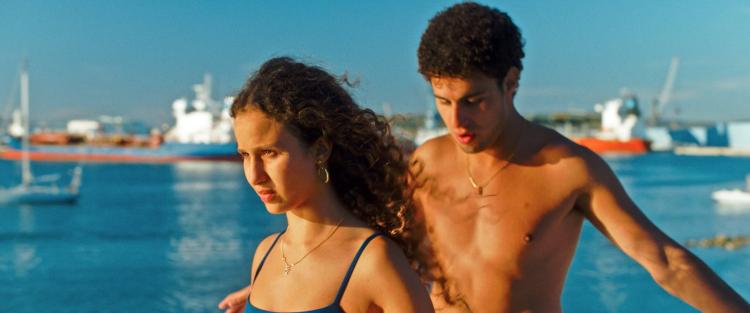 Filme Francês do Mês - “Fragile” (real. Emma Benestan, 2021, 100 min.)