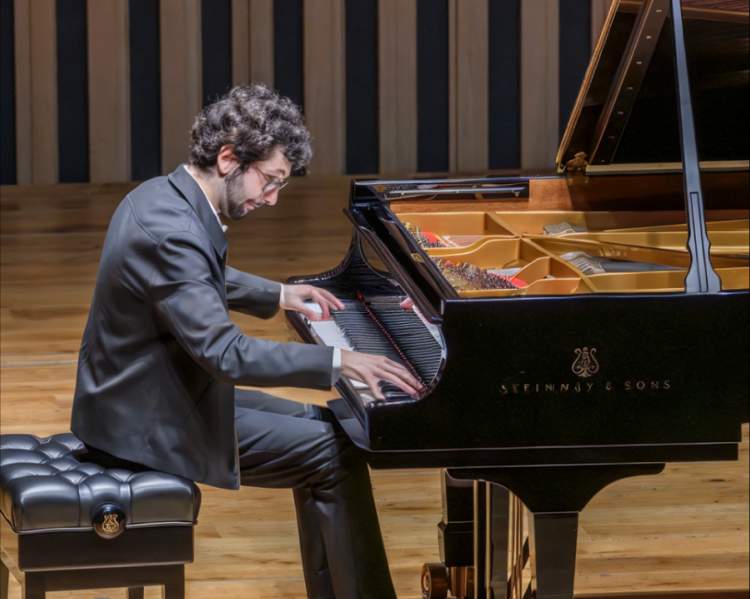 LUÍS RIBEIRO