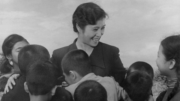 Crianças à Procura de Mãe