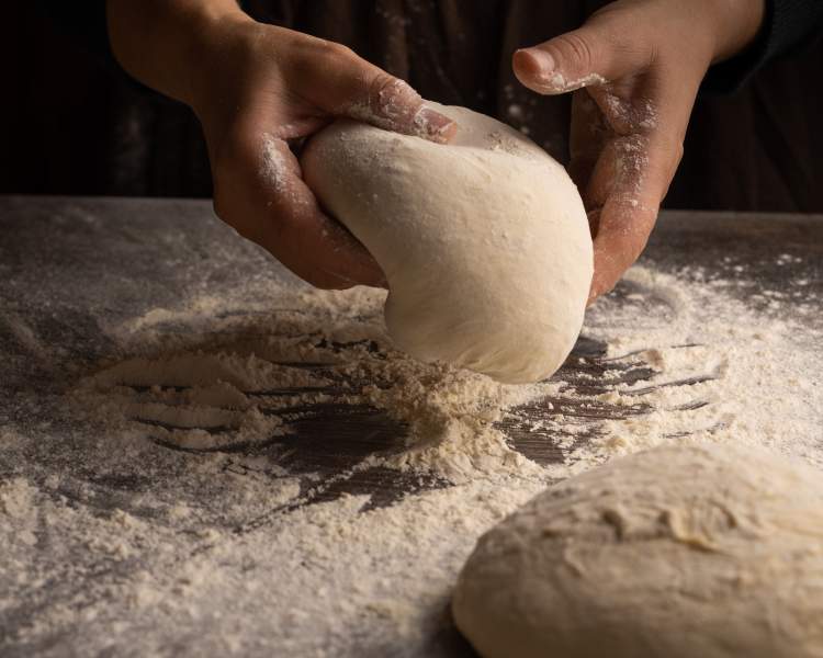 Fazer pão com ciência (e mãos na massa!)