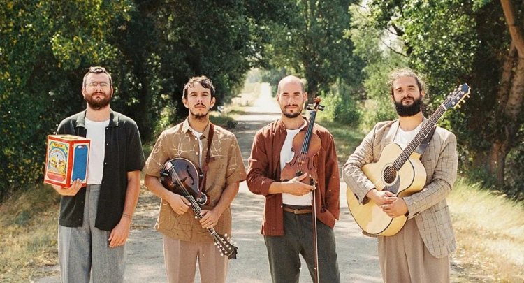 Folk Plasencia: El Nido