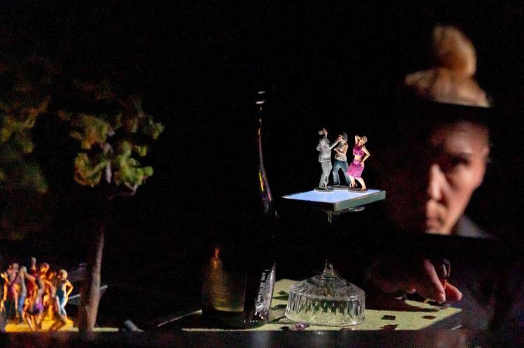 Klaipeda Puppet Theatre - Transport: Fasten Your Seat Belts!