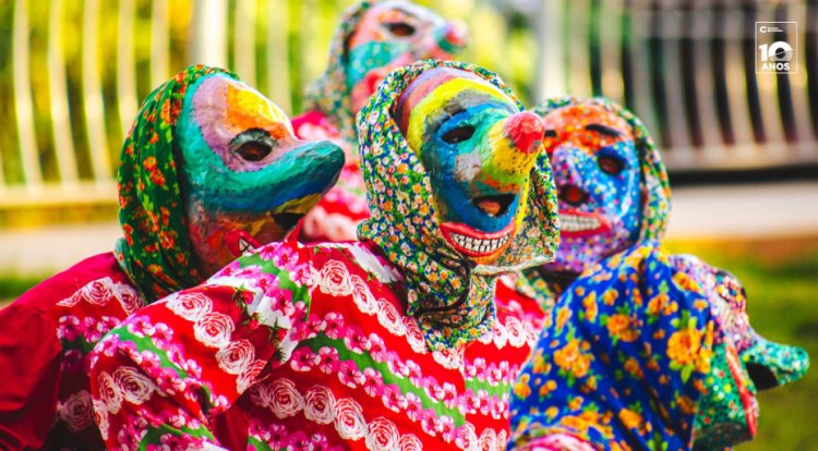 “As Cores da América Latina - Panorando Cia. e Produtora”