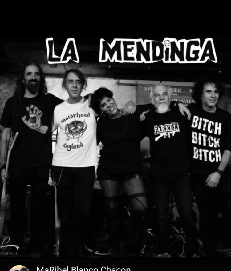 LA MENDINGA, LOS JUEVES AL SON