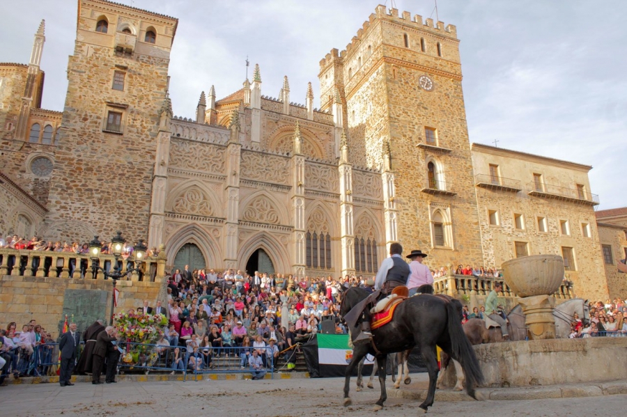Fiesta de la Hispanidad en Extremadura 2019
