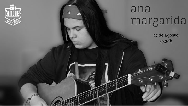 Ana Margarida - Guitarra e Ukulele
