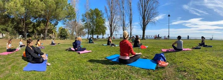 Yoga ao Ar Livre no Parque das Nações