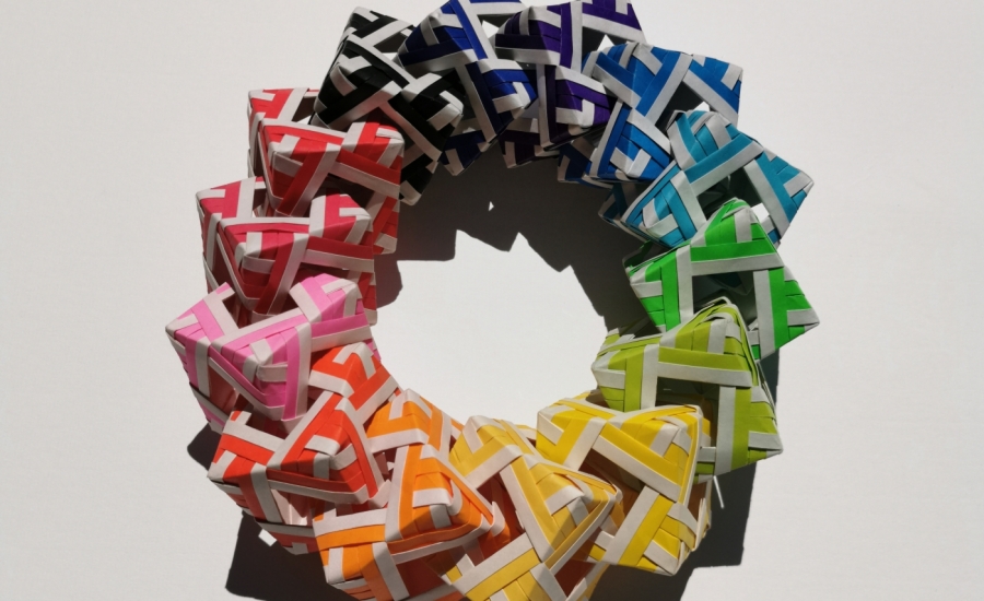 Papiromates. Matemáticas + Creatividad = Papiroflexia