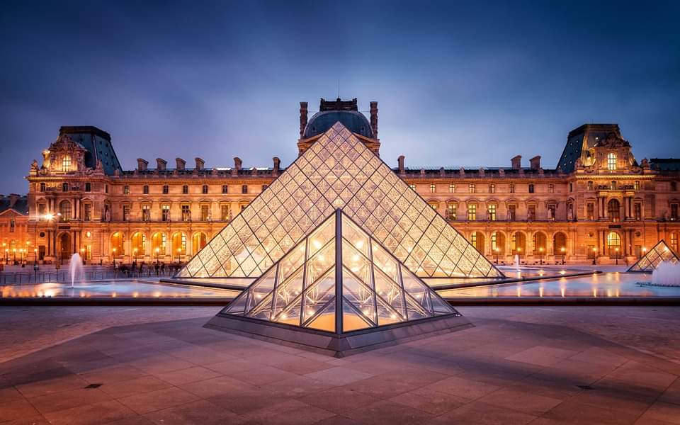 Museo Del Louvre (Online)