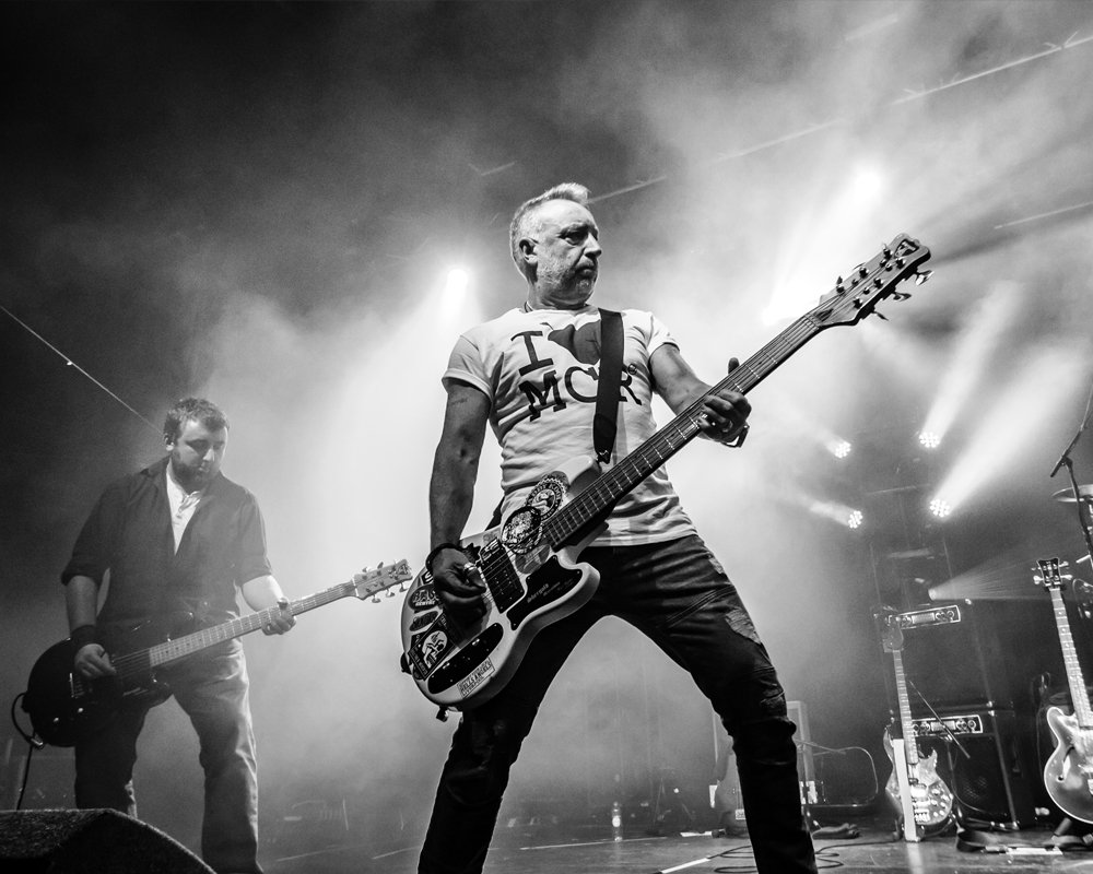 Peter Hook & The Light apresentam 'Substance' de  Joy Division e New Order
