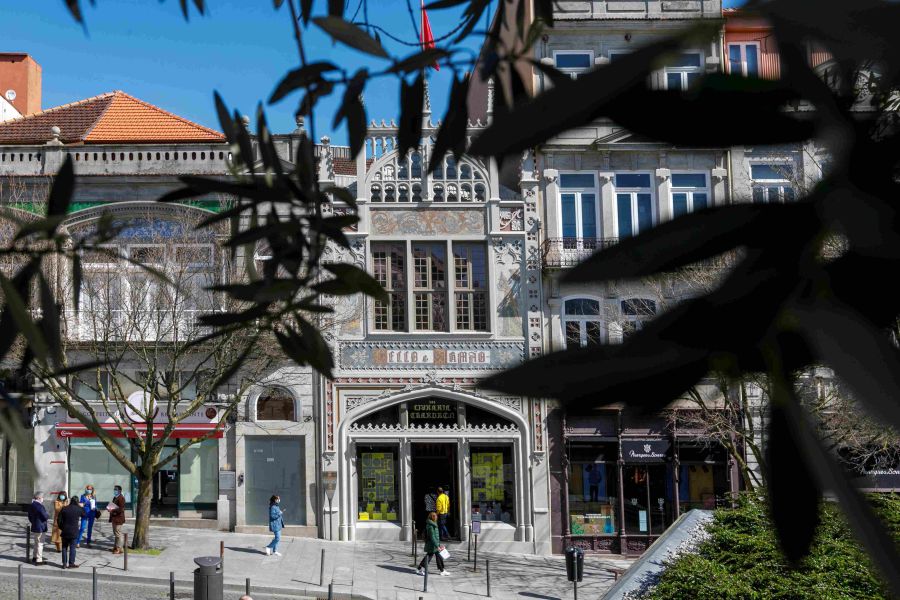 Como escreve Camilo depois de perder a visão? Livraria Lello expõe os óculos de Camilo Castelo Branco para sublinhar a dimensão humana do escritor 