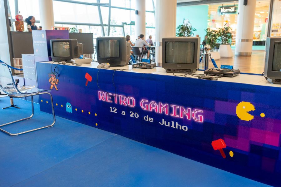 À procura de um programa para toda a família? Venha experimentar o RetroGaming no Nosso Shopping   