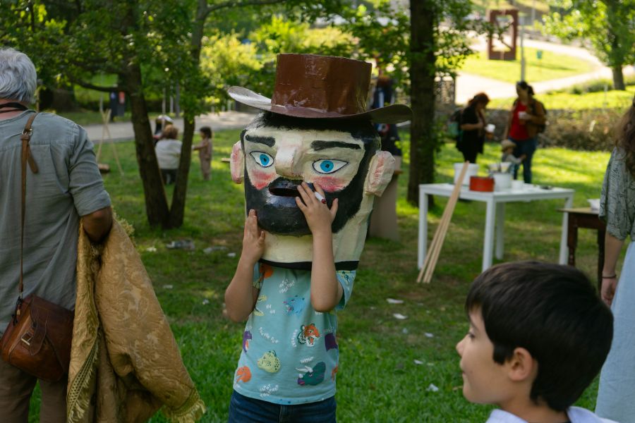 Oficina Construção de Cabeçudos